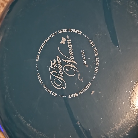 The Pioneer Woman Stock Pot Lid Blue Teal Green Color Enamelware Non-Stick - Picture 3 of 5